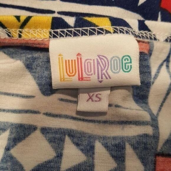 Lularoe Simply Comfortable Irma Tunic Top Women's Size XS Geometric Print - Picture 5 of 8